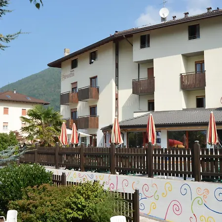 Hotel Family Primavera Levico Terme